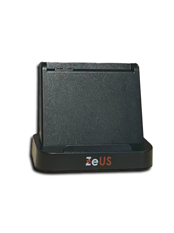 Citac-smart-kartica-ZeUs-CR816-za-biometrijske-licne-karte-vertikalni-USB-2-1