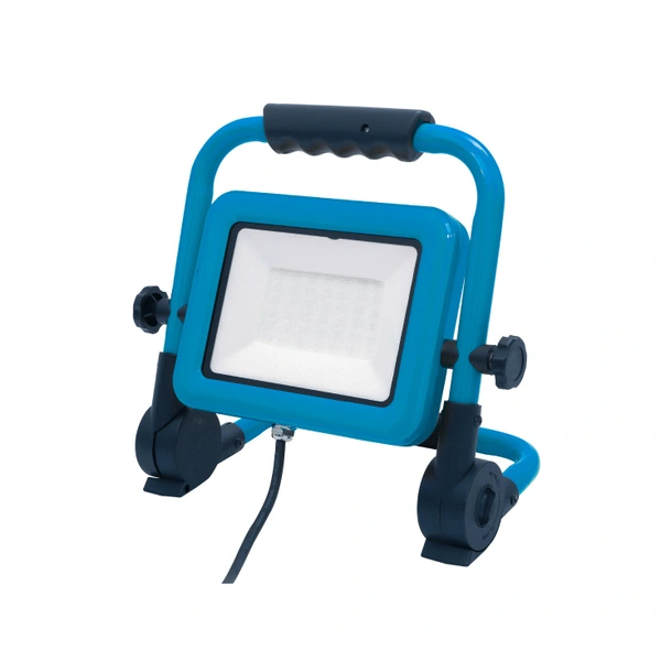 Prenosni-LED-reflektor-50W-3 Prenosni LED reflektor 50W
